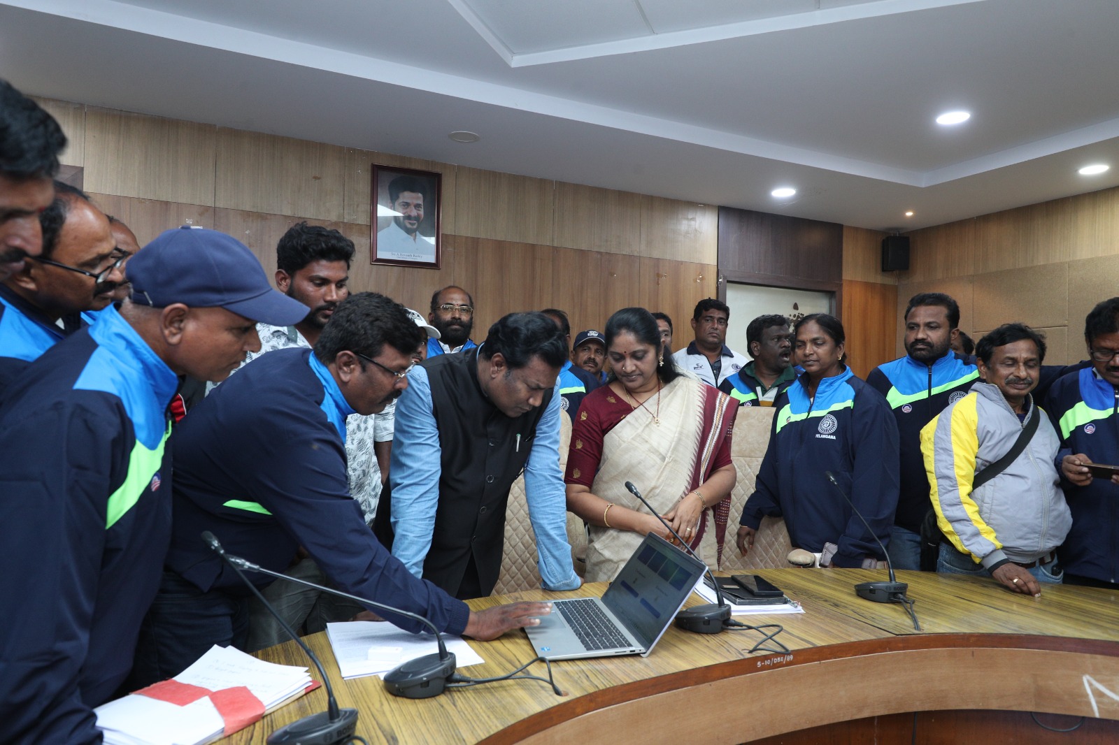 Sri. Naveen Nicolas IAS Director of School Education and Smt. Usha Rani Joint Director, Samagra Shiksha Telangana reviewed the medak district SGF Portal and examined the information available on it.